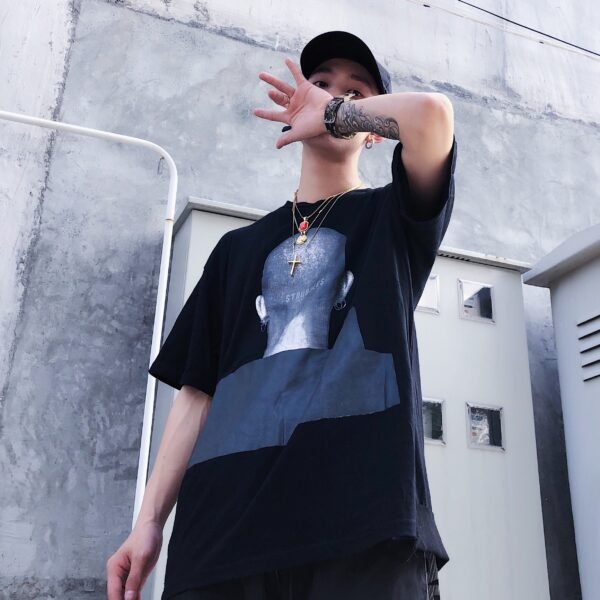 STRUGLES TEE