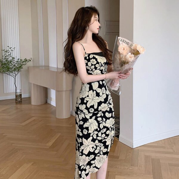 Slim Fitting Summer Dress For Mature Women | Elegant & Comfortable Styles